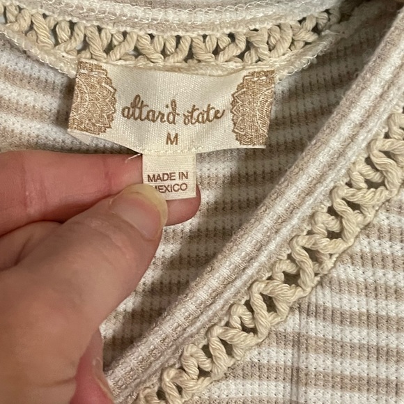 Altar’d State Striped Medium Sleeveless Top - Picture 4 of 4